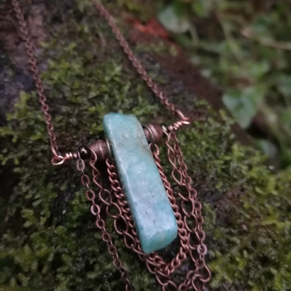 Walking wild Pendant - Picture 2 of 5